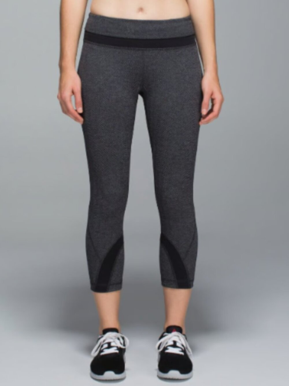 Lululemon Run: Inspire Crop II All Luxtreme Leggings 6 Gray Giant Herringbone
